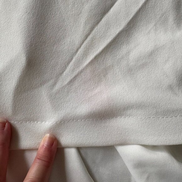 Kimcine White Hi/Lo Dress – Floral Neckline – Size M ✨ - Picture 7 of 11